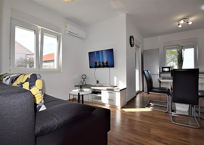 아파트 Maris 자다르